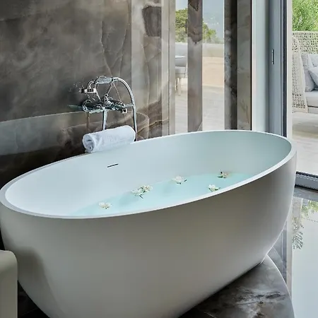 ホテル Boutique ストレーザ